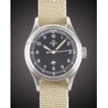 A GENTLEMAN'S STAINLESS STEEL BRITISH MILITARY OMEGA RAF PILOTS WRIST WATCH DATED 1953, REF. 2777-