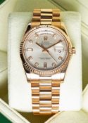 A FINE GENTLEMAN'S SIZE 18K SOLID ROSE GOLD ROLEX OYSTER PERPETUAL DAY DATE PRESIDENT BRACELET WATCH