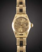A LADIES 18K SOLID YELLOW GOLD ROLEX OYSTER PERPETUAL DATEJUST BRACELET WATCH CIRCA 1968, REF.