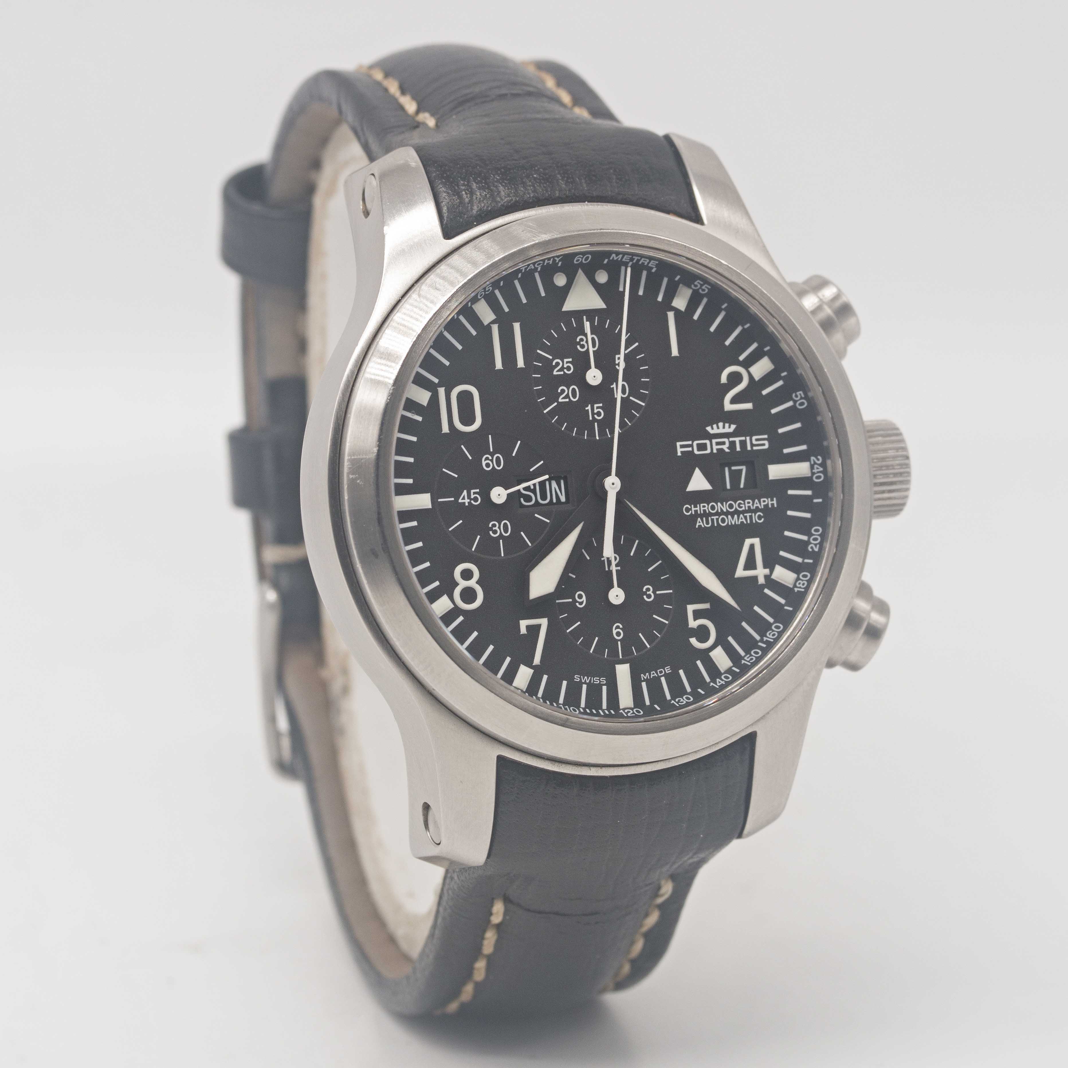 A GENTLEMAN'S STAINLESS STEEL FORTIS B-42 AUTOMATIC CHRONOGRAPH WRIST WATCH DATED 2008, REF. 656. - Image 4 of 6