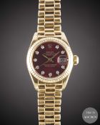A LADIES 18K SOLID GOLD ROLEX OYSTER PERPETUAL DATEJUST BRACELET WATCH CIRCA 1978, REF. 6917 WITH