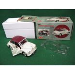 Sun Star highly detailed 1:12 scale diecast model of a 1956 Morris Minor 1000 convertible,