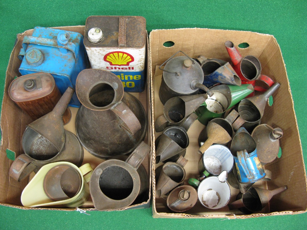 Two boxes of oil pourers and cans to include: Shell, Royal Snowdrift, Halfords, Duckhams, GPO,