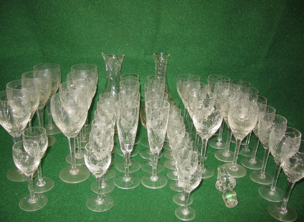Suite of Stewart Crystal Cascade pattern drinking glasses to include: eight 4.