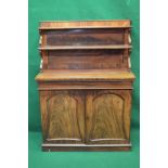 Victorian mahogany chiffonier having raised back with two graduated shelves supported on scrolled