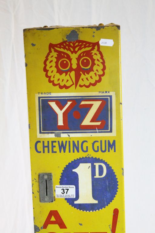 Vintage Enamelled "Y.Z" Chewing Gum vending machine - Image 2 of 5