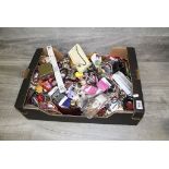 Large tray of vintage and later costume Jewellery