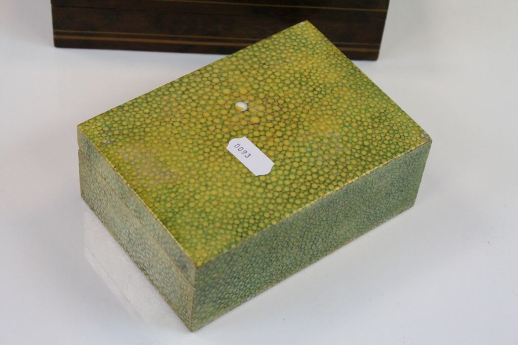 Three vintage wooden boxes to include a Shagreen effect Cigarette box, Burr Walnut etc - Image 2 of 5