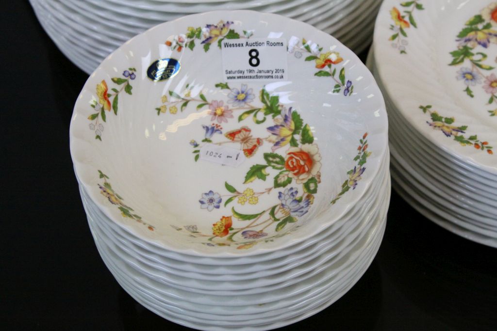 Large collection of Aynsley Dinner plates, side plates & bowls in "Cottage Garden" pattern - Image 2 of 4