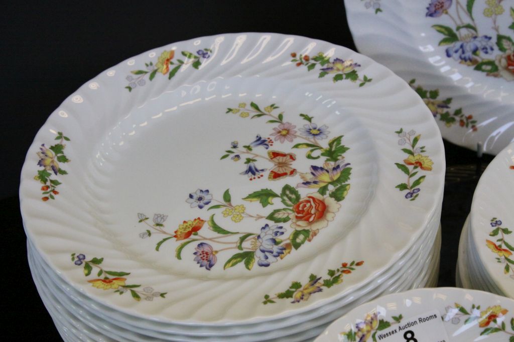 Large collection of Aynsley Dinner plates, side plates & bowls in "Cottage Garden" pattern - Image 3 of 4