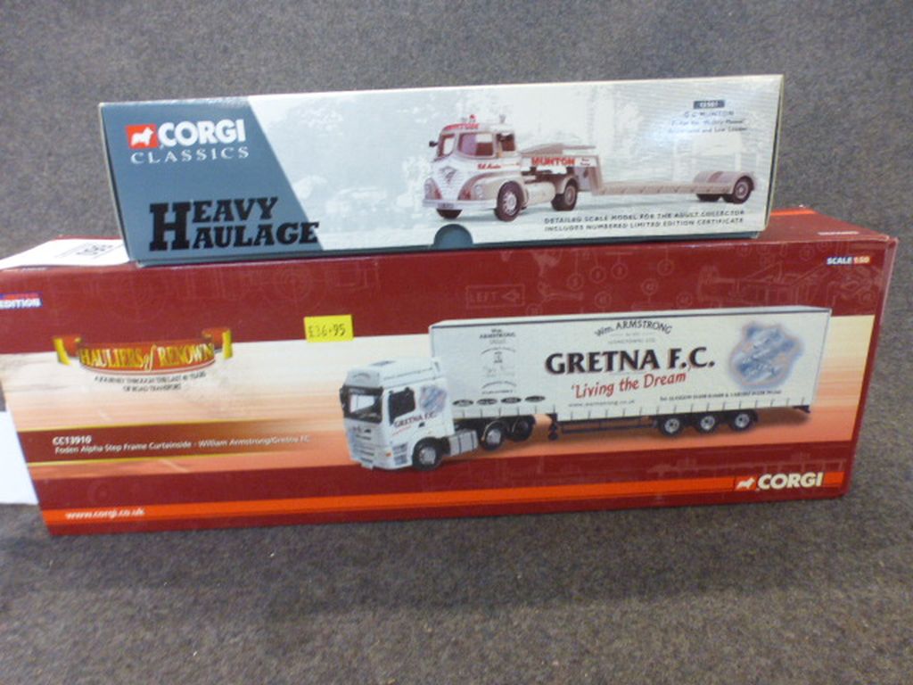 Two boxed Corgi Limited Edition diecast models to include Heavy Haulage G C Munton Foden S21 (13501)