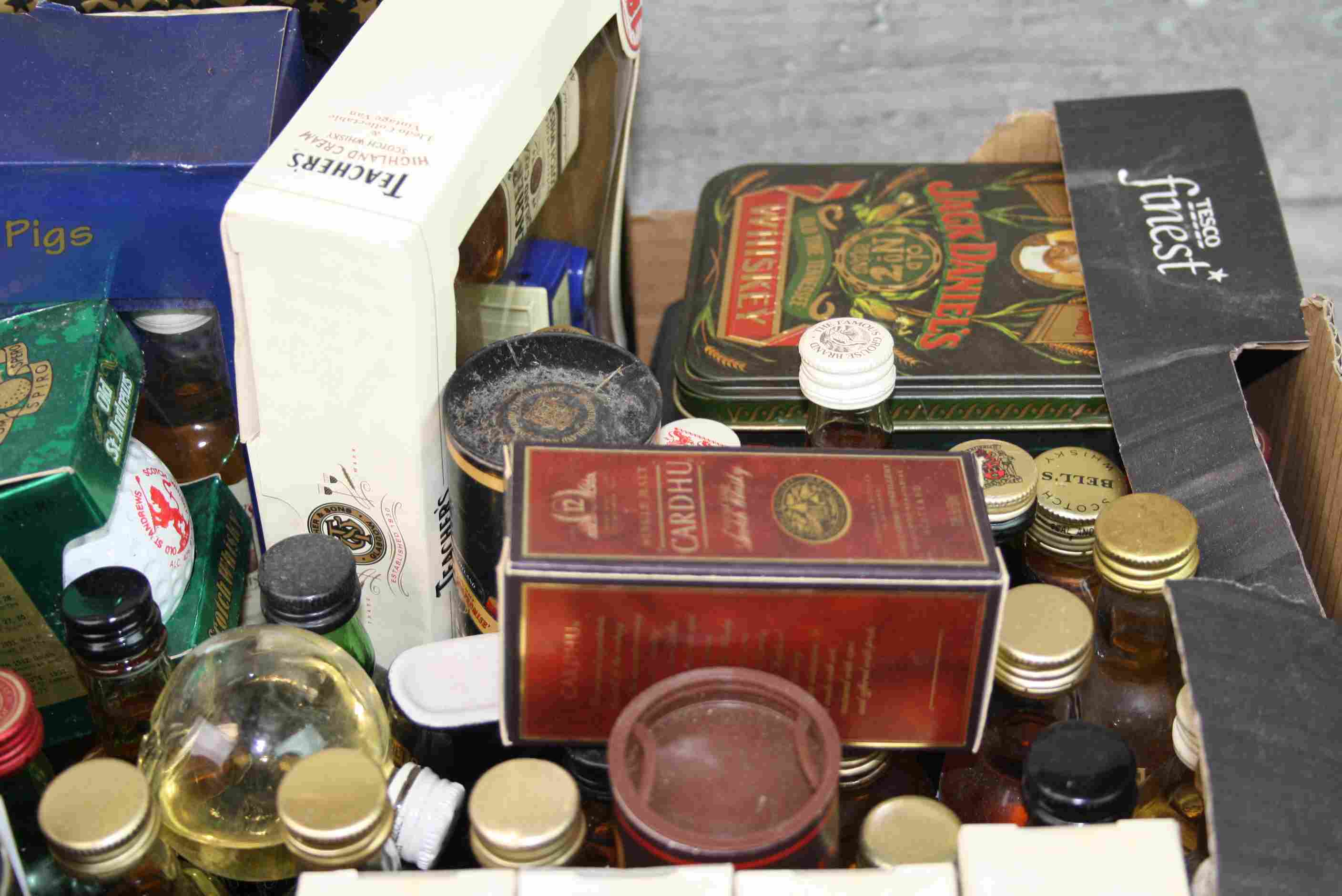 Box of miniatures to include single malt whisky - Image 5 of 6
