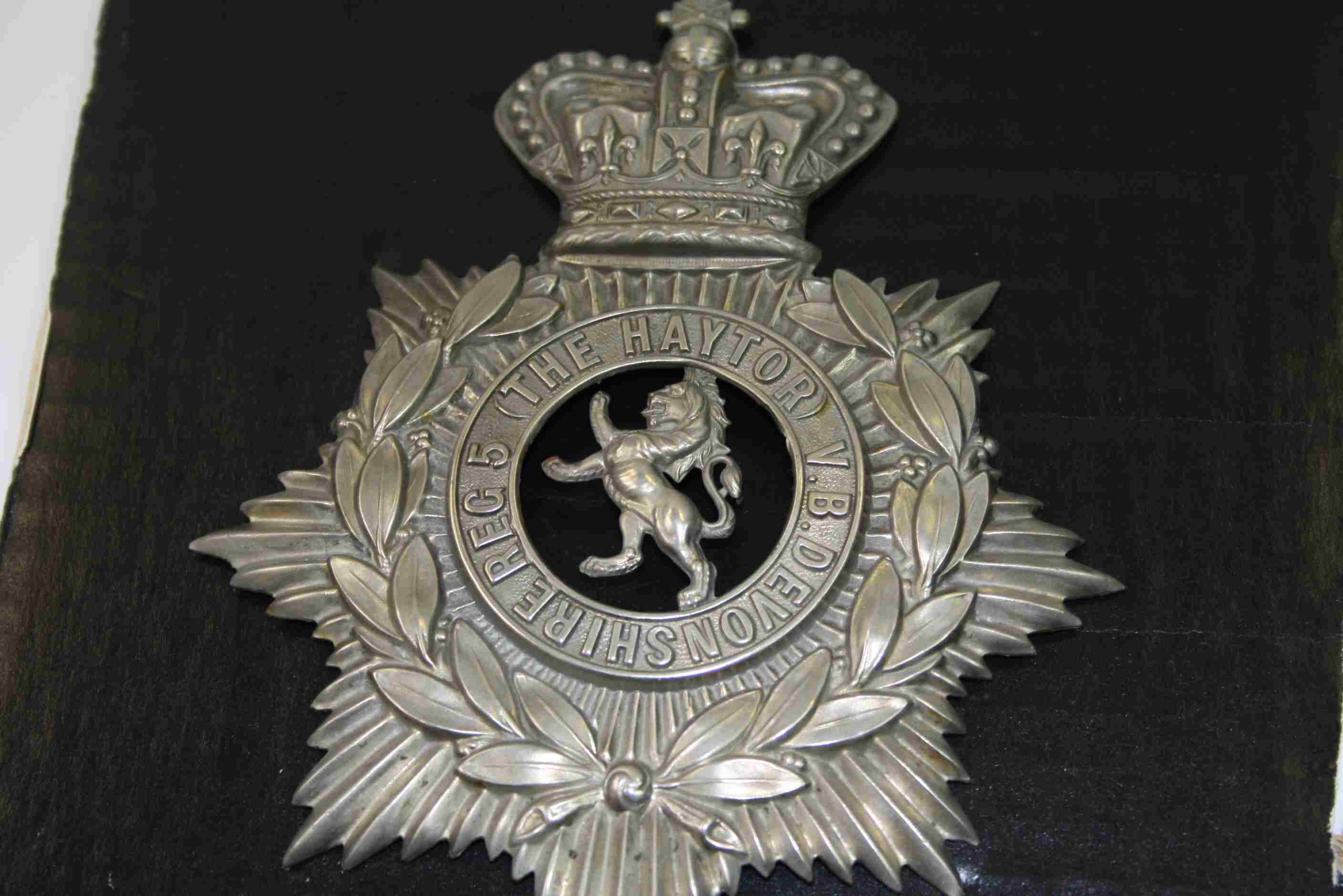 Victorian Badge / Helmet Plate Of The Devonshire Regiment 5th Haytor Volunteer Battalion. At The - Image 4 of 4