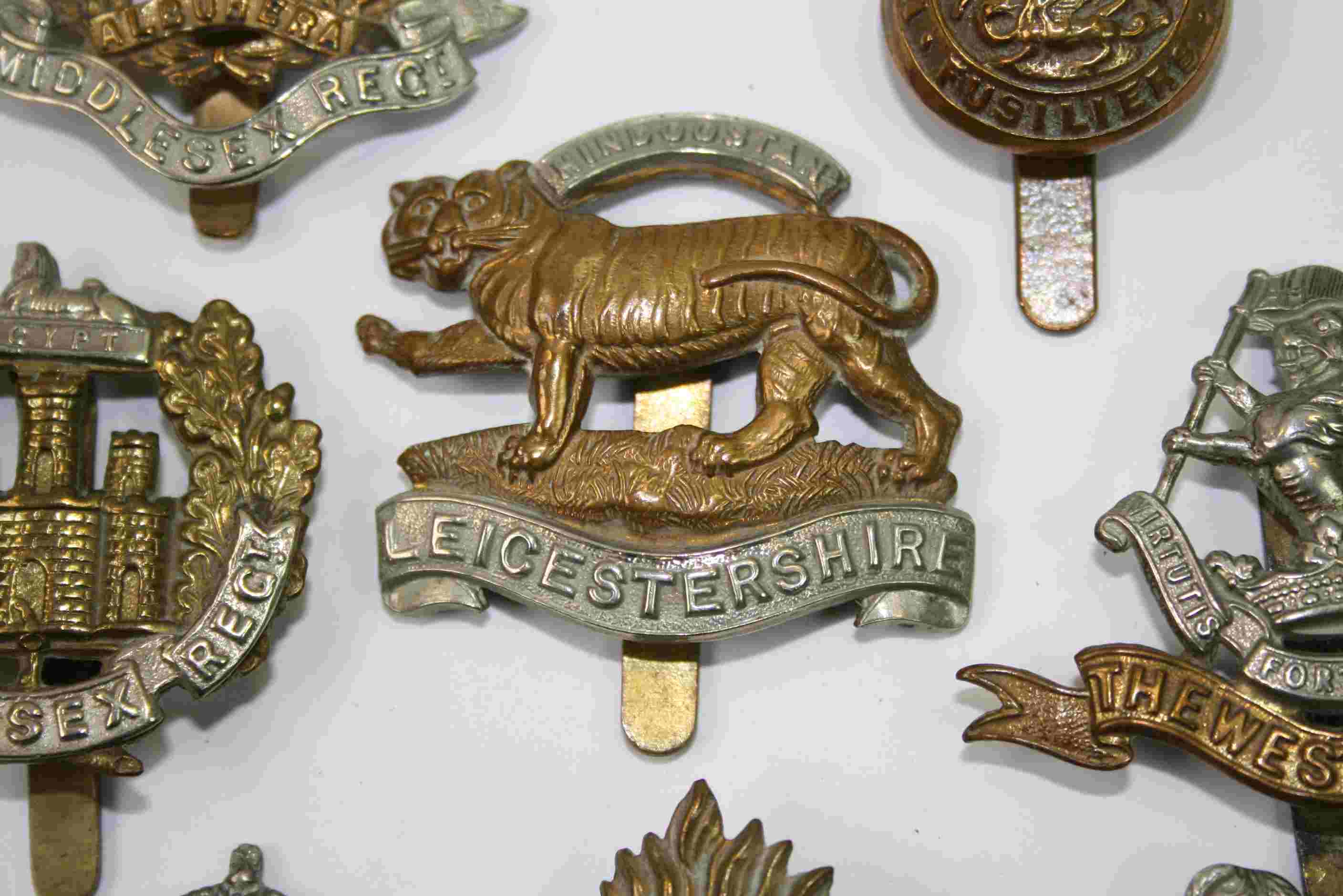 A Collection Of Ten British Military Regimental Cap Badges To Include : Middlesex Regiment, York And - Image 6 of 12