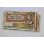 Small collection of vintage Banknotes to include 1969 Irish £1 Pound, Japanese WW2 occupation