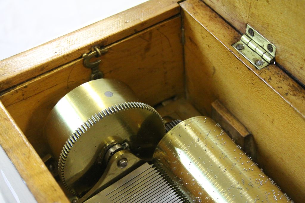 An early key wind 4 air Cylinder Musical box by Lecoultre C.1839. In good working order, comb and - Image 4 of 7