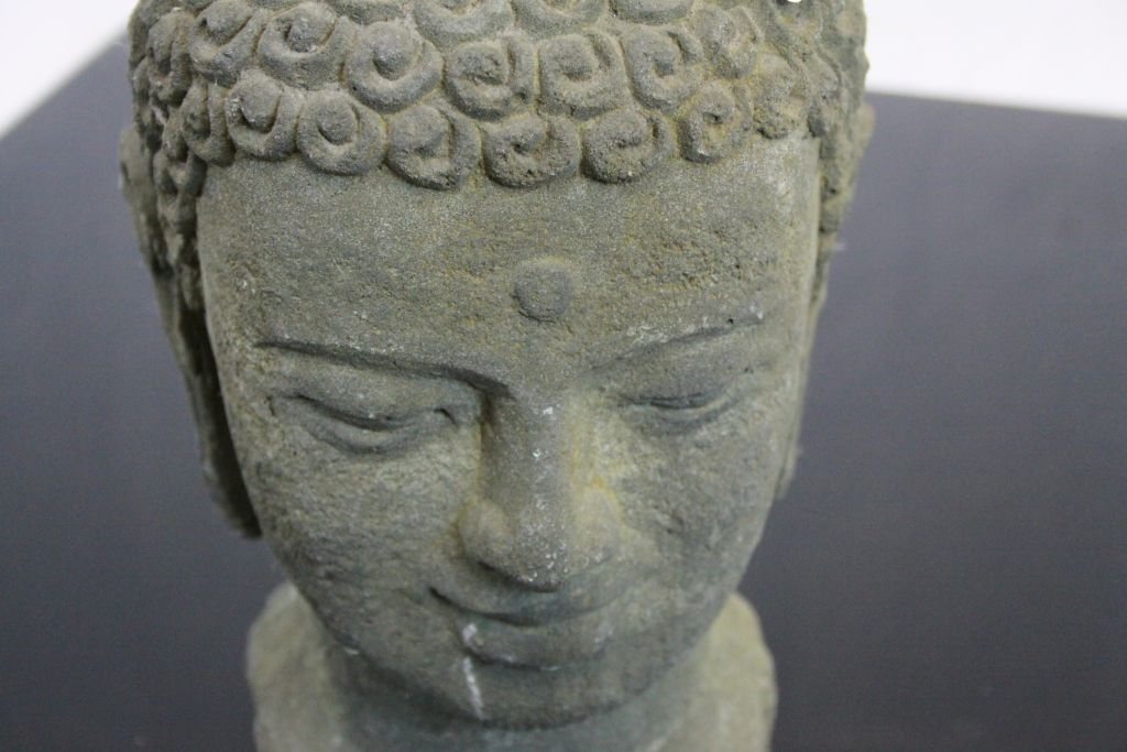 Stone Buddha Head, 30cms high - Image 2 of 2