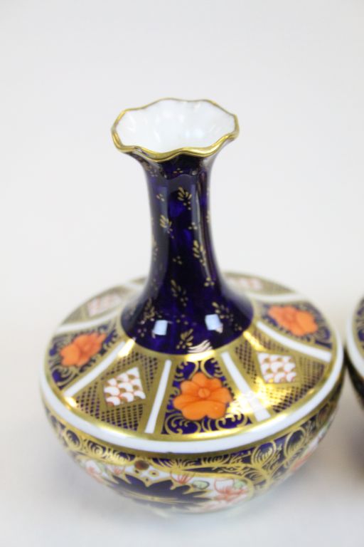 Pair of Royal Crown Derby Imari Small Bottle Neck Vases, pattern no. 1335 / 1128, 11.5cms high - Image 2 of 4