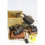 Collection of Cameras including Kodak Brownie Flash III, Brownie Flashholder 4 plus Cased Vomega