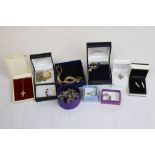 Collection of silver jewellery to include amethyst, peridot, rose quartz, rock crystal and citrine
