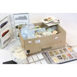 Mixed Lot of Cigarette Cards, Tea Cards and Trading Cards plus Cigarette Card Albums plus a few