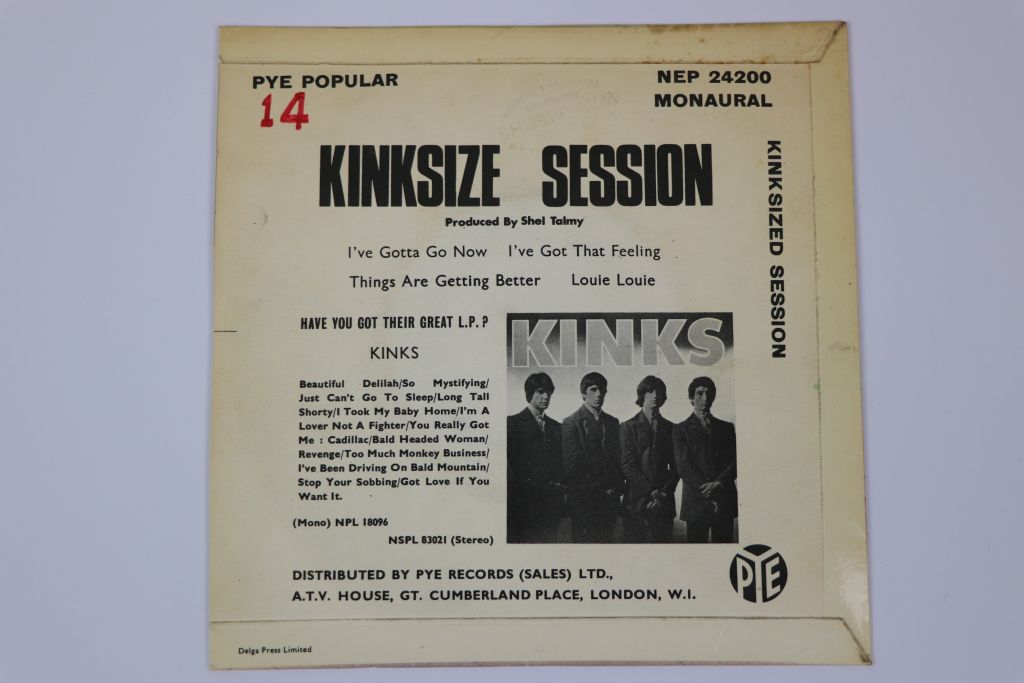 Vinyl - Kinks - Kinksize Session EP (NEP 24200). Sleeve EX (Red number 14 in ink to rear). Vinyl - Image 2 of 3