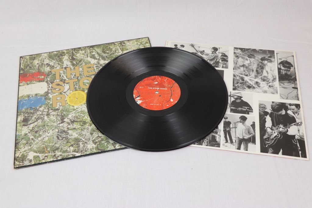 Vinyl - Two original The Stone Roses LPs to include self titled ORE LP502 and Second Coming GEF - Image 9 of 11
