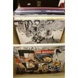 Vinyl - 13 The Beatles LPs with many sealed to include Anthology 1, 2 & 3, Revolver, Please Please