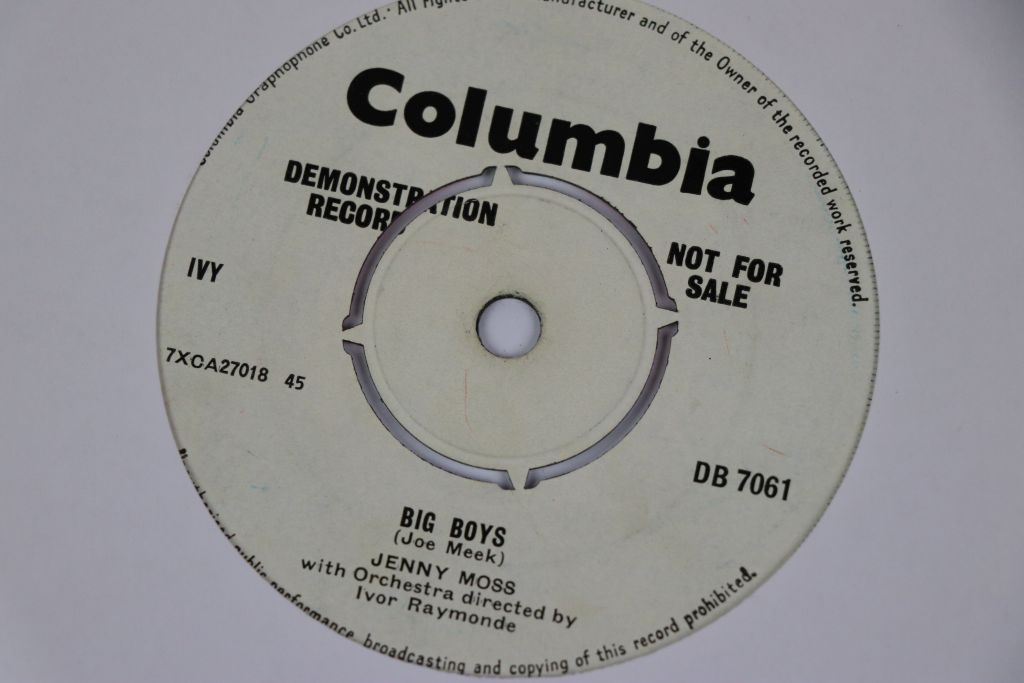 Vinyl - Coronation Street interest Jenny Moss Hobbies (Columbia DB706) demo, played Lucille Hewitt - Image 3 of 3