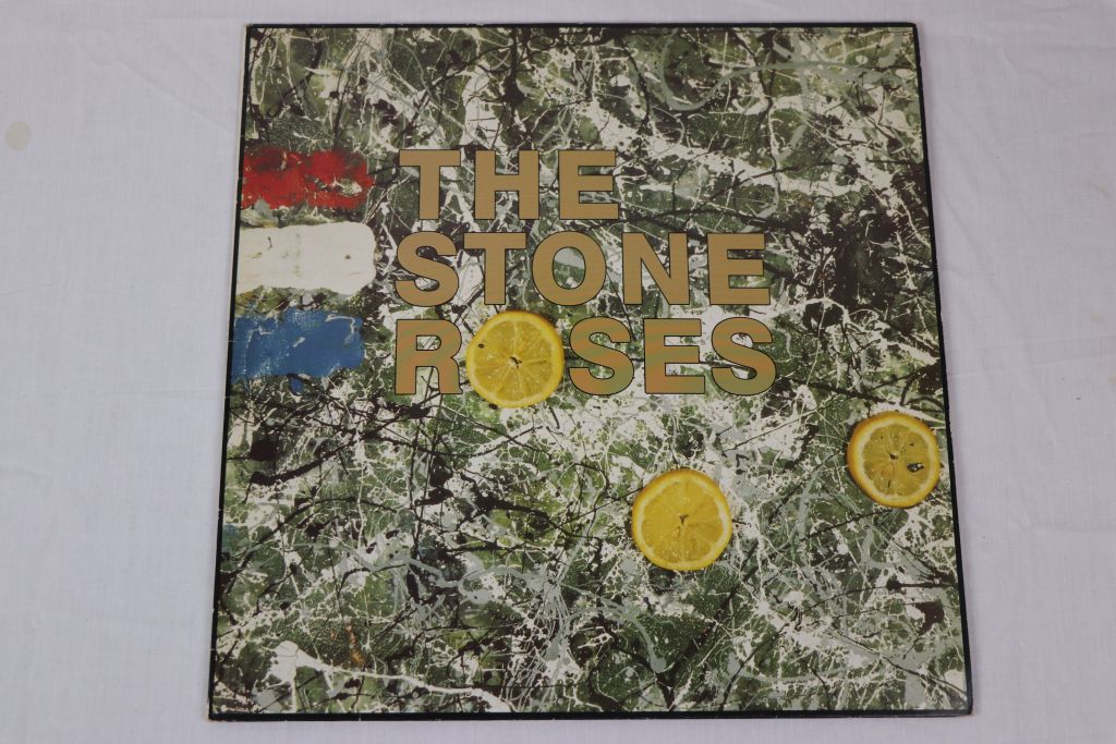 Vinyl - Two original The Stone Roses LPs to include self titled ORE LP502 and Second Coming GEF - Image 8 of 11