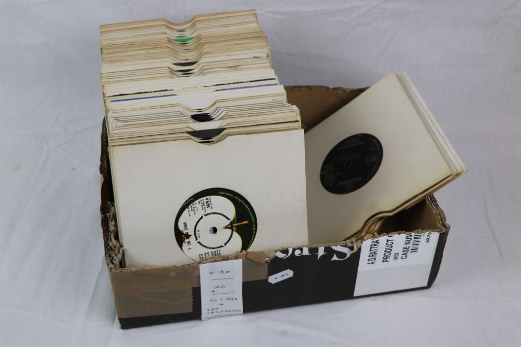 Vinyl - The Beatles & Band Members - Collection of over 70 45's with several EP's (no picture