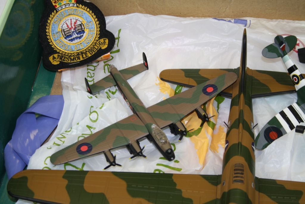 Boxed Corgi The Aviation Archive 1:75 AA33304 diecast model plus two other plane models (box tatty), - Image 3 of 6