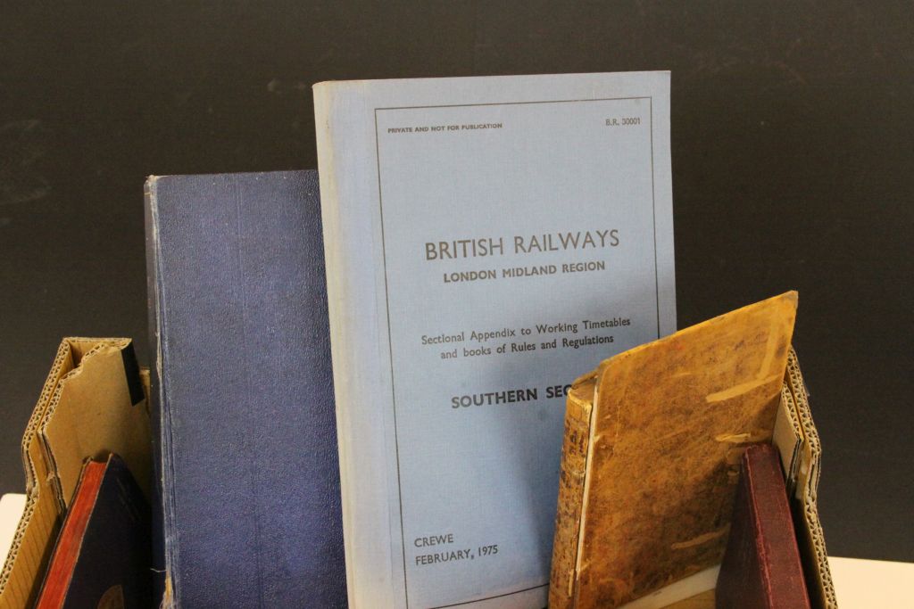 Books - Collection of Books relating to Railways including (G.W.R Library Collection 1917), - Image 4 of 7