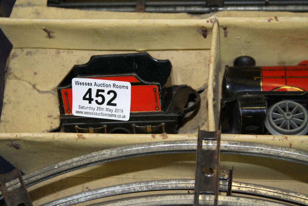 Boxed Hornby Train O Gauge MO Goods Set No.4000 to include locomotive, track etc - Image 3 of 5