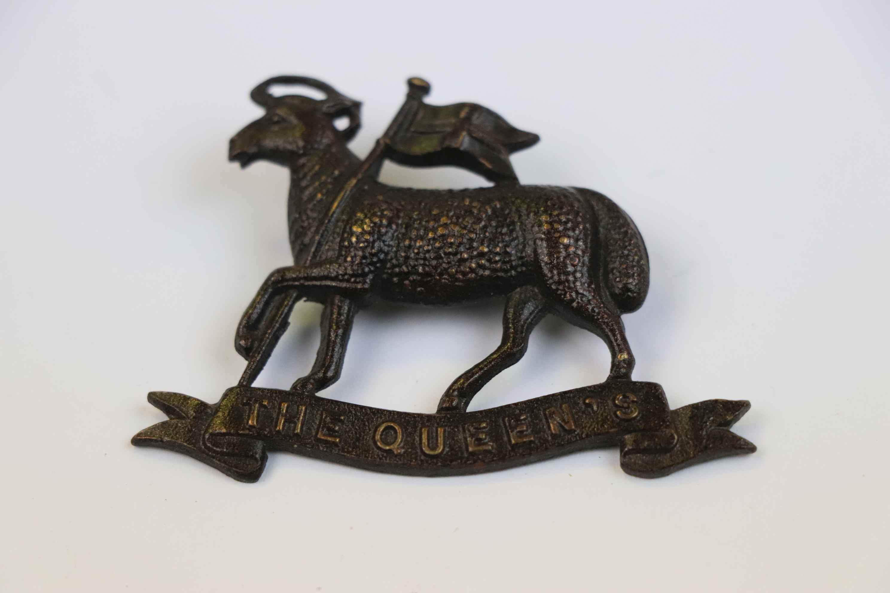 A World War One Queens Own Regiment Cap Badge. - Image 2 of 5