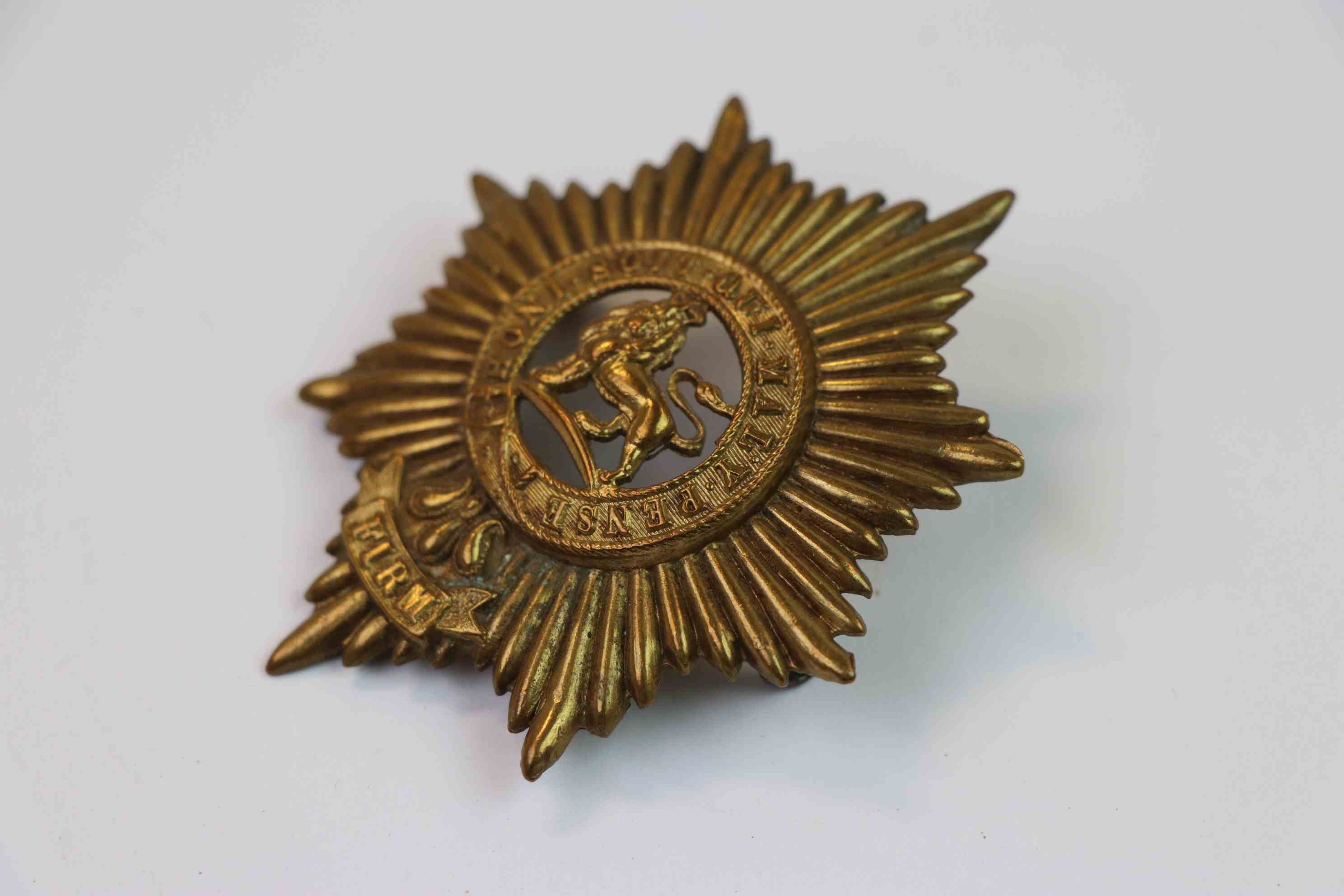 A Worcestershire Regiment Brass Band Cap Badge. - Image 3 of 7