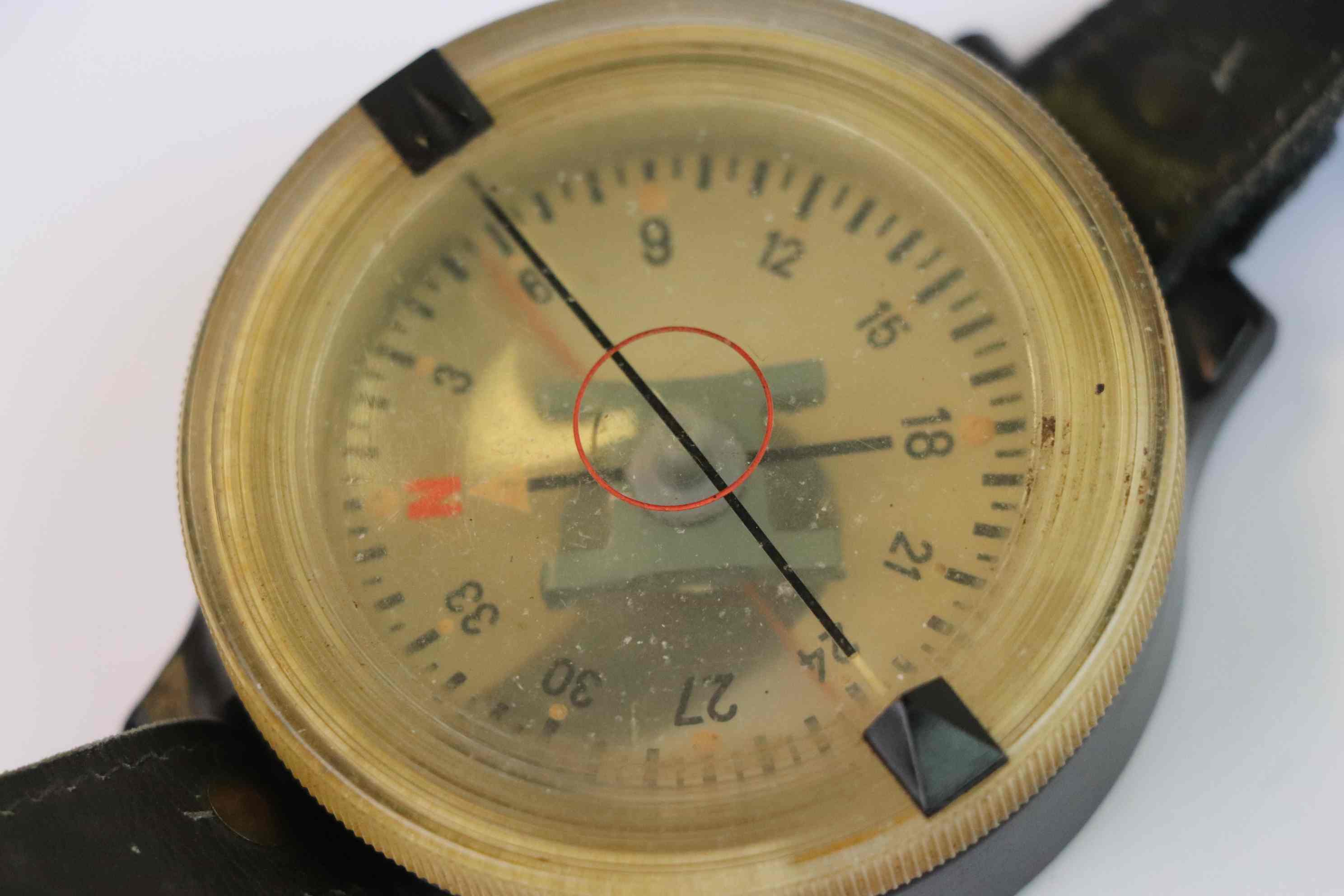 A WW2 German Luftwaffe Wrist Compass With Leather Strap, Markings To The Rear AK 39 FL 23235-1. - Image 4 of 6