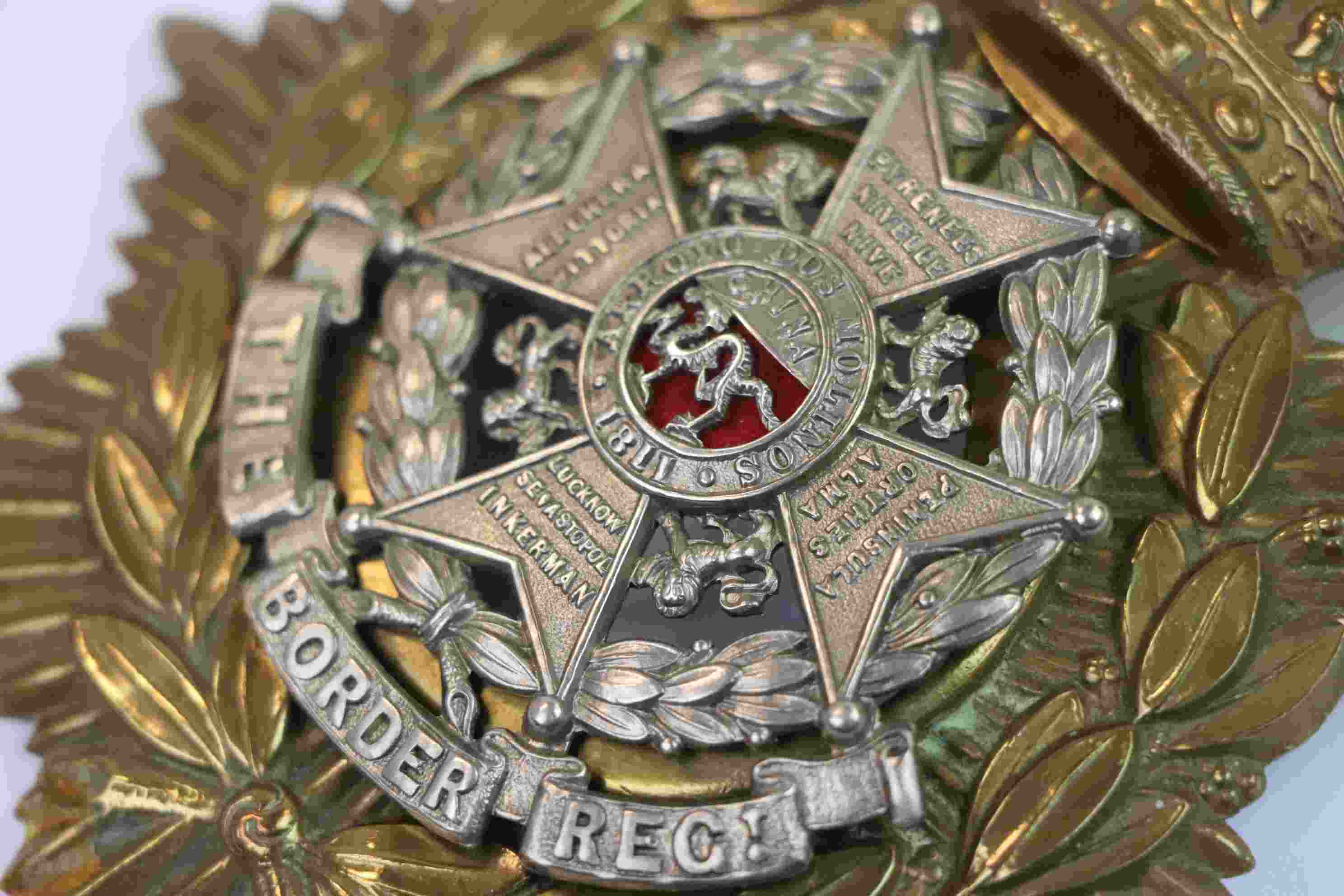 A King Crown The Border Regiment Helmet Plate / Badge. - Image 6 of 8