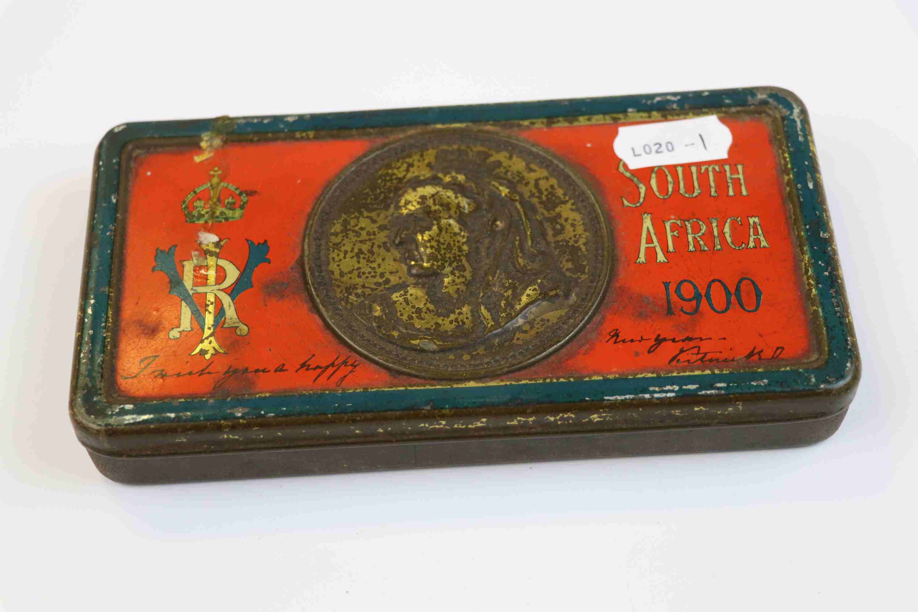 A Queen Victoria South Africa Boer War Chocolate Christmas Tin From 1900 With Original Contents. - Image 2 of 4