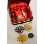 Collection of vintage Brooches to include Hallmarked Silver, Celtic style etc