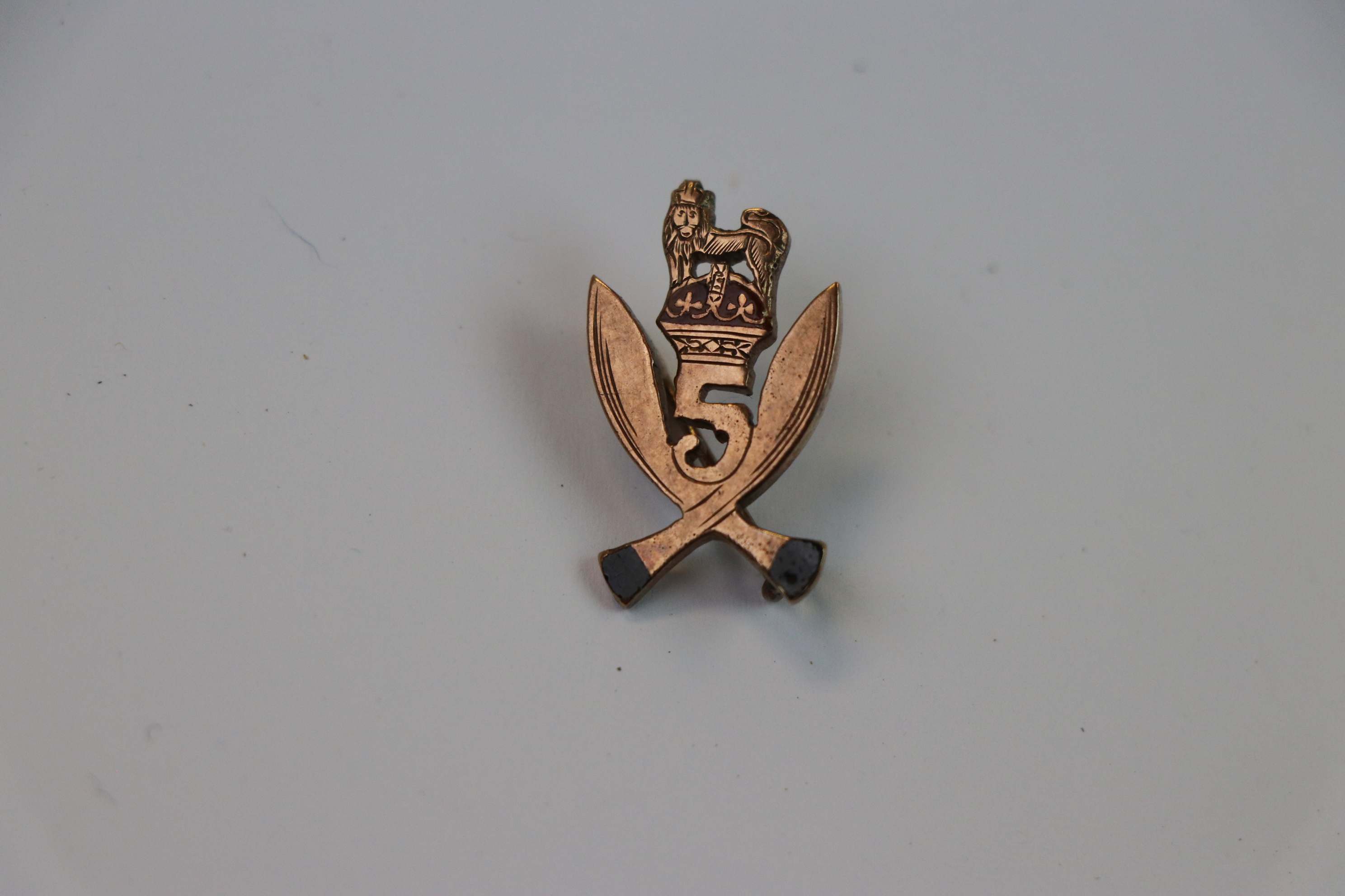 A 5th Gurkha Rifles (Frontier Force) 9ct Gold Sweetheart Brooch. (Brooch Is Not Hallmarked But Tests - Image 2 of 4