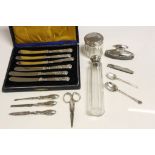 Small collection of vintage Hallmarked Silver items to include a boxed set of six Silver handled