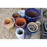 Fifteen Garden Pots / Planters and a Reconstituted Stone Pig