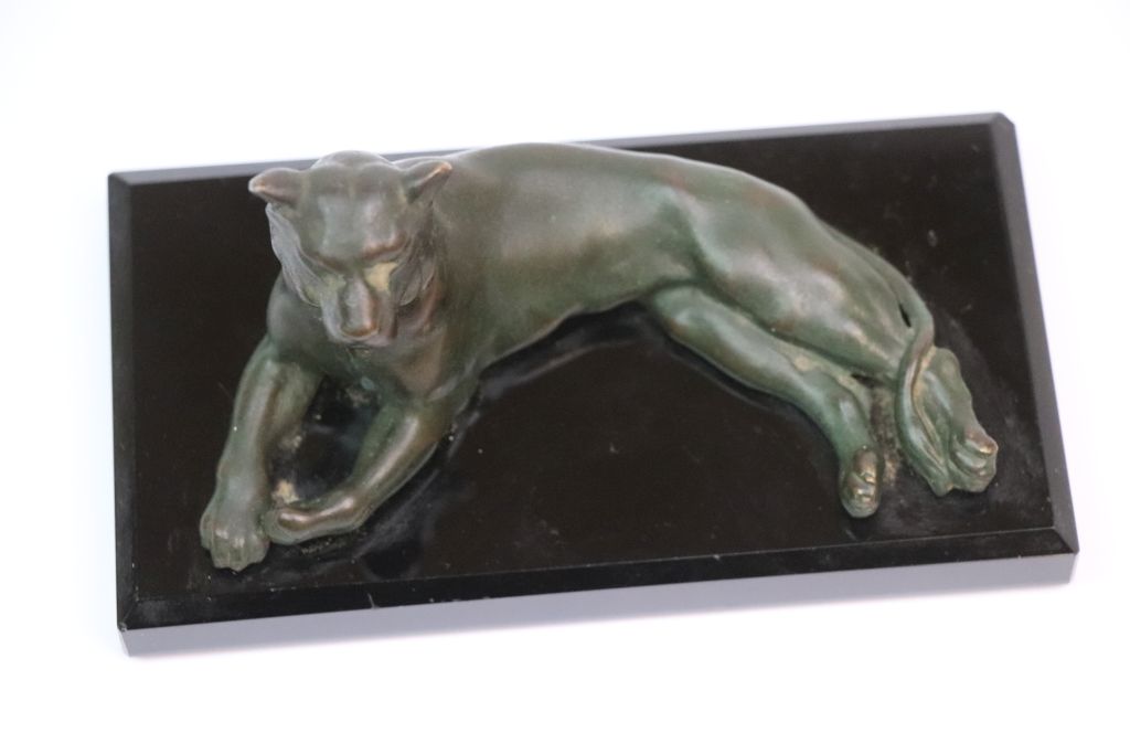 Patinated Bronze model of a Lioness on Deco style black base, approx 14 x 7.5 x 7cm at the widest - Image 5 of 8