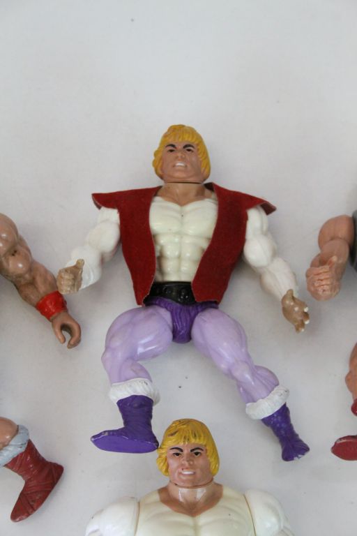 Collection of Mattel He-Man Masters of the Universe figures and accessories to include Battle - Image 10 of 14