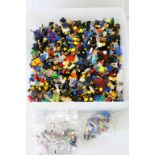 Lego - Large collection of Lego minifigures featuring various sets and series form the 1990s
