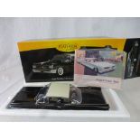 Boxed Sun Star The Platinum Collection 1:18 1959 Pontiac Bonneville Hard Top with certificate, box