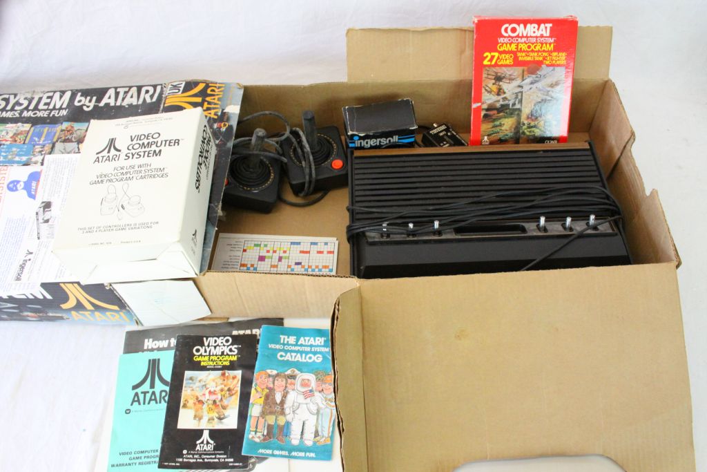 Boxed Atari Video Computer System to include console, 4 x controllers, 1 x video game, instruction - Image 2 of 5