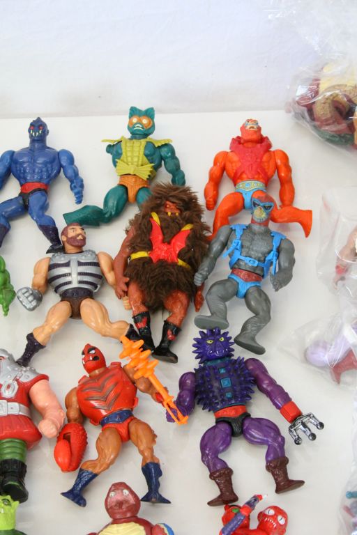 Collection of Mattel He-Man Masters of the Universe figures and accessories to include Battle - Image 5 of 14