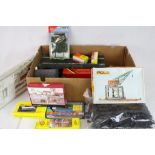 Quantity of OO gauge model railway accessories to include 5 x unmade tram kits, boxed Pola 705